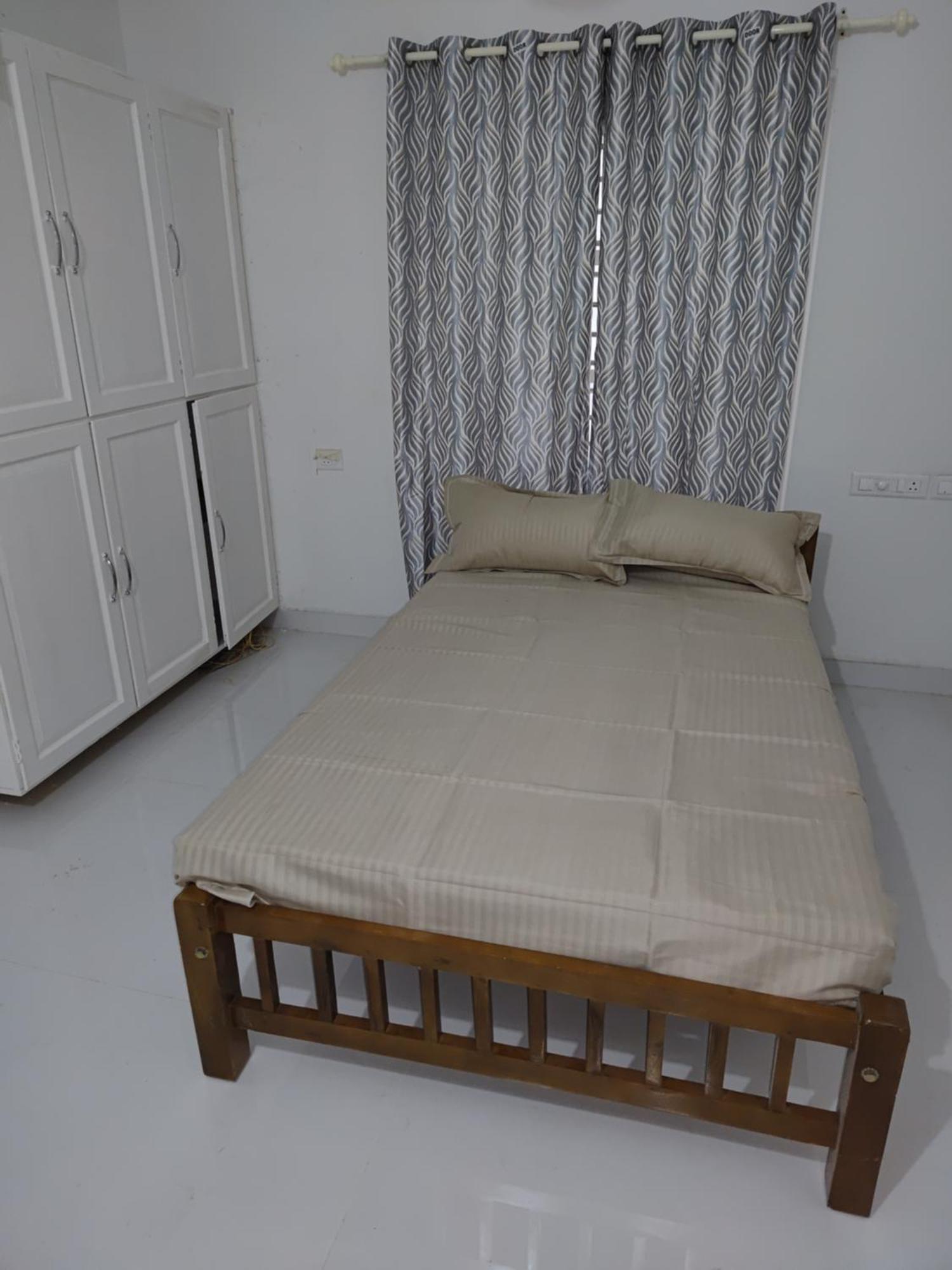 Sivasarass Rooms Thiruvananthapuram Extérieur photo